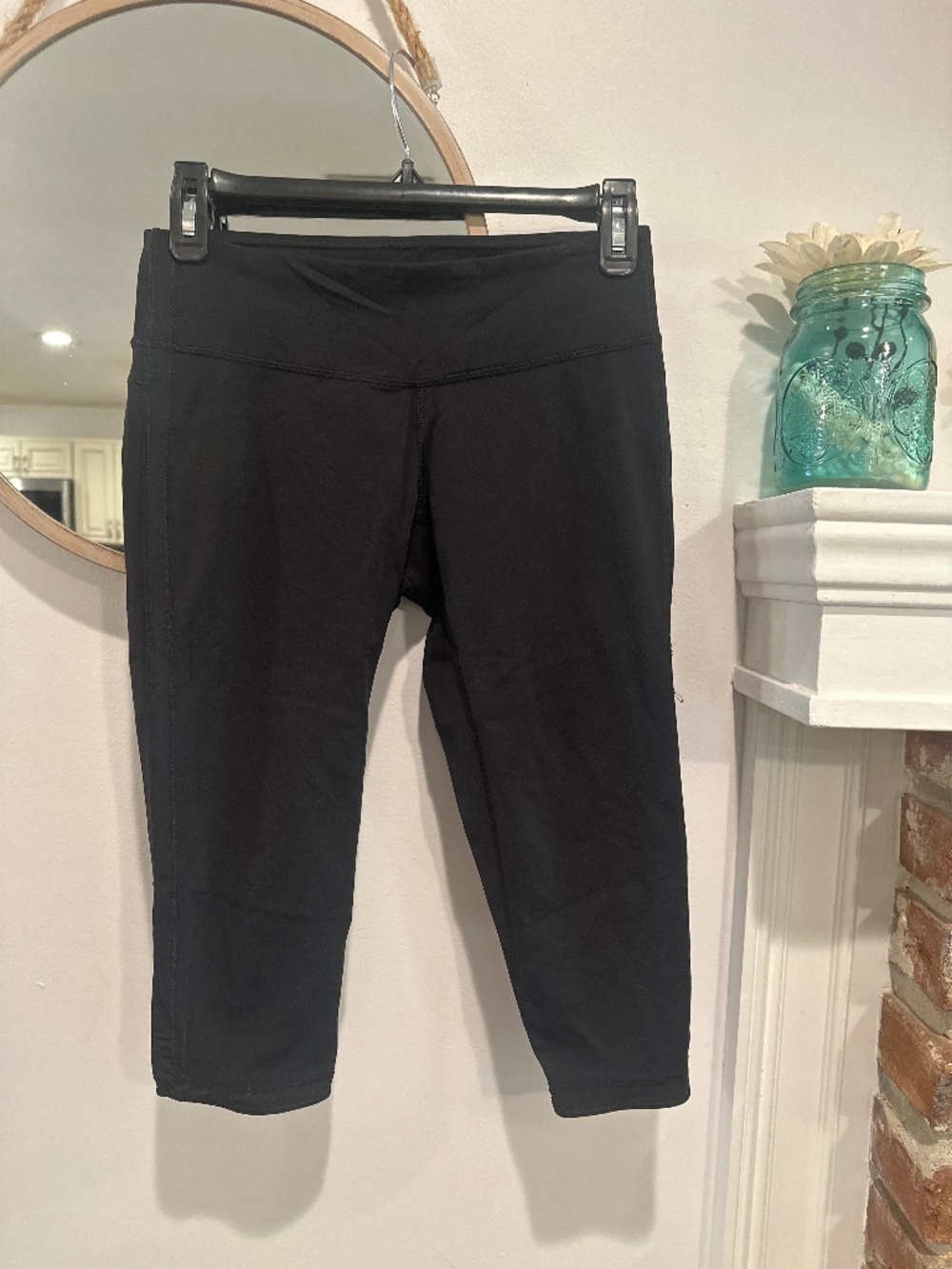 Lululemon Black Cropped Yoga Leggings | Size Tag Removed Fits Like Small